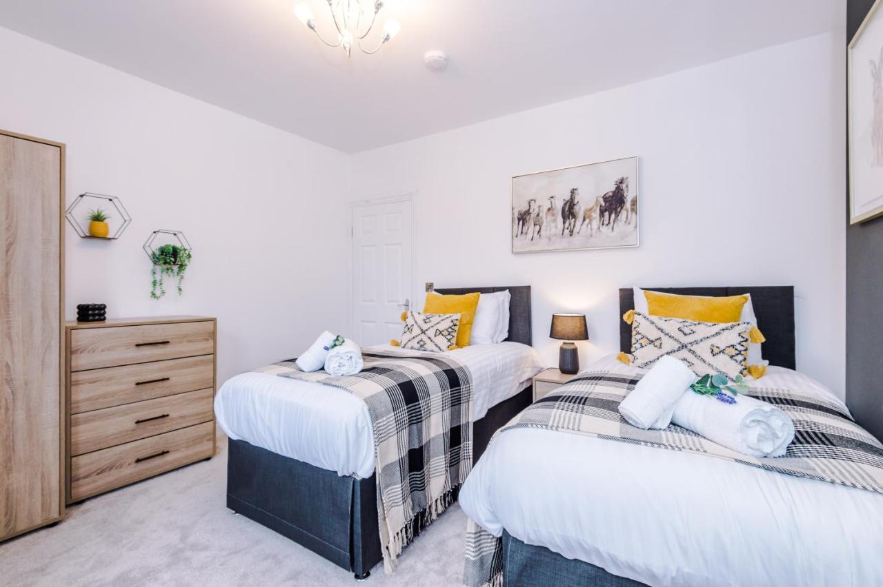 Stunning 3-Bed Home In Nantwich By 53 Degrees Property - Amazing Location, Ideal For Groups - Sleeps 6 Exteriör bild