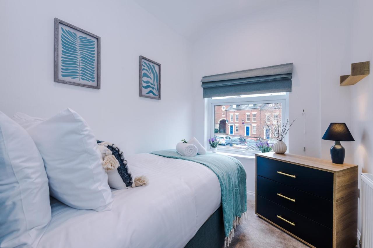 Stunning 3-Bed Home In Nantwich By 53 Degrees Property - Amazing Location, Ideal For Groups - Sleeps 6 Exteriör bild